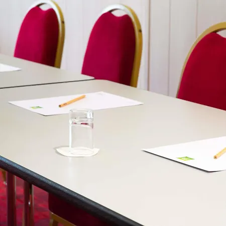 巴约讷宜必思尚品酒店 3* 巴约讷