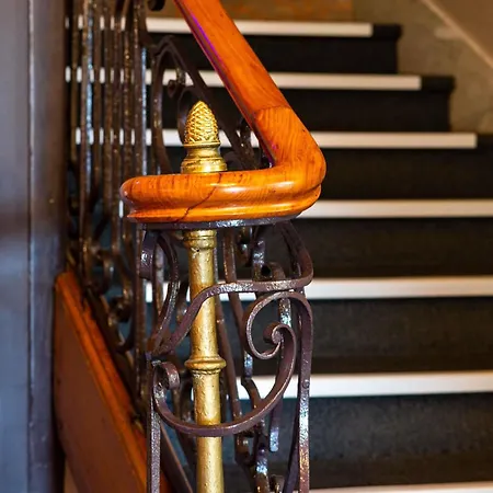 巴约讷宜必思尚品酒店 巴约讷