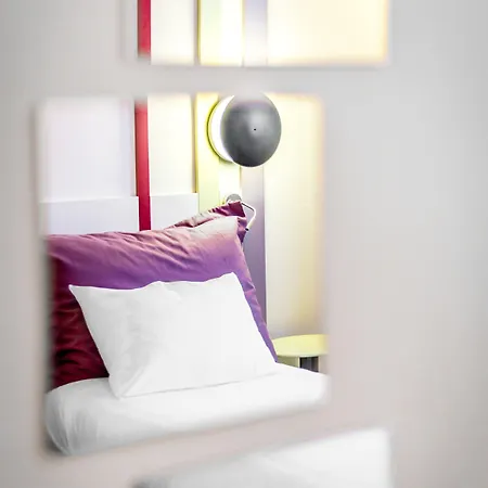 巴约讷宜必思尚品酒店 酒店 3*