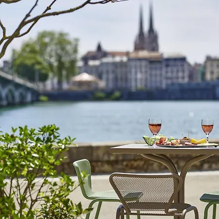 Ibis Styles فندق بايون