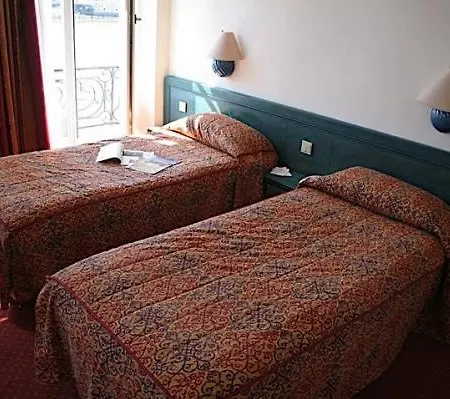 호텔 Ibis Styles 3*