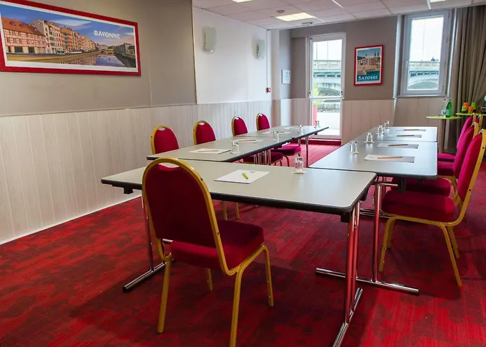 Отель Ibis Styles 3*