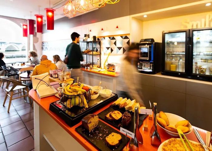 Ibis Styles بايون