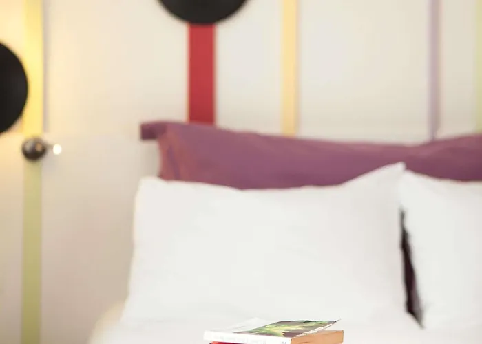 Ibis Styles Бейонн