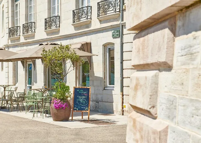 Hotel Ibis Styles Bayona