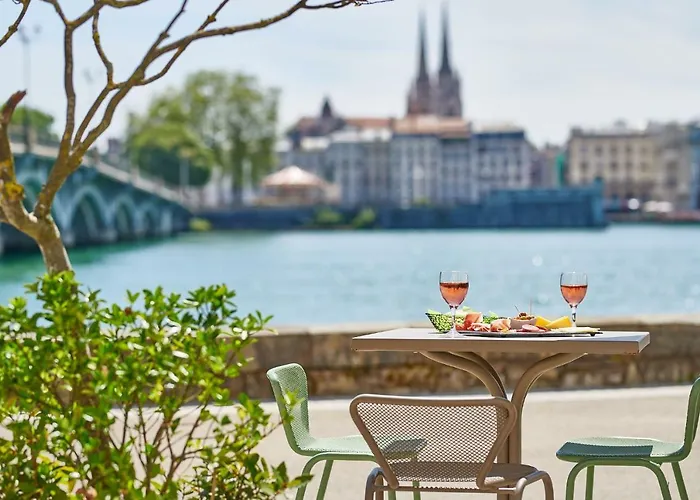 Ibis Styles Отель